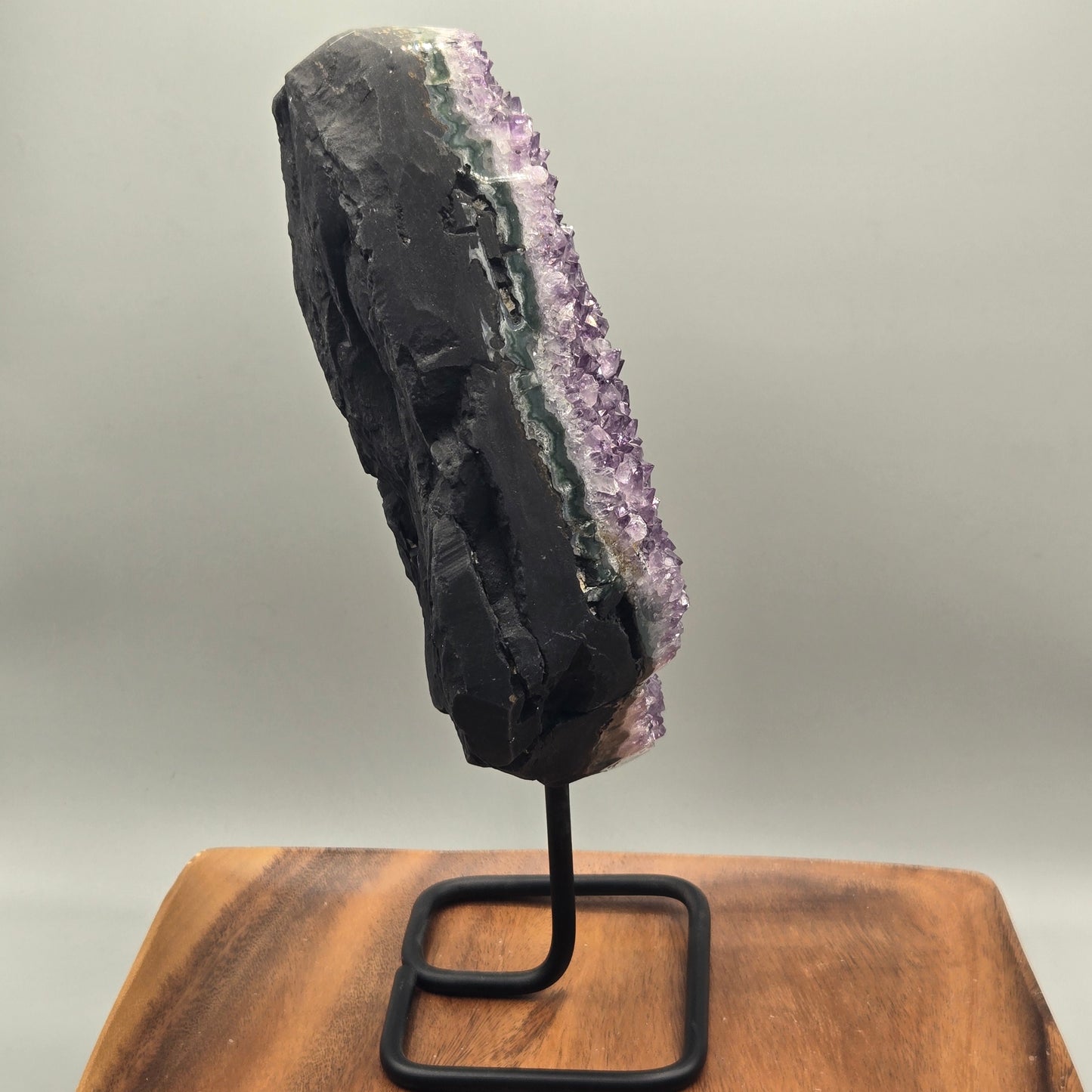 Amethyst on Stand 001