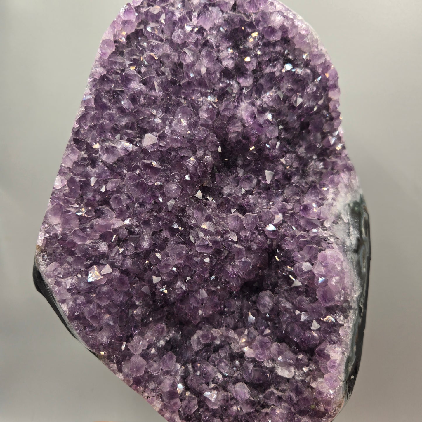 Amethyst on Stand 001