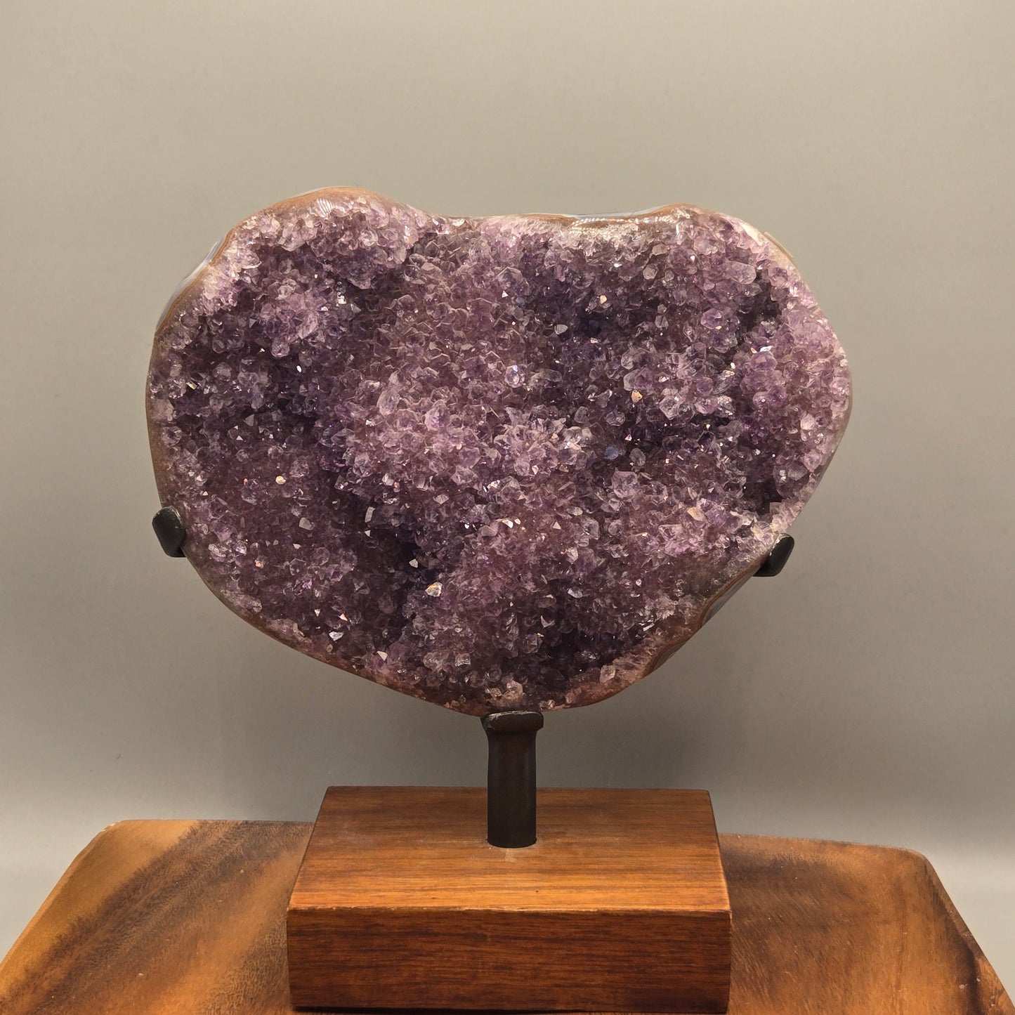 Amethyst on Stand 002