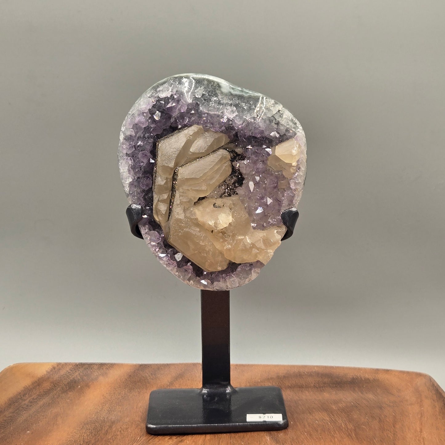 Amethyst on Stand 003