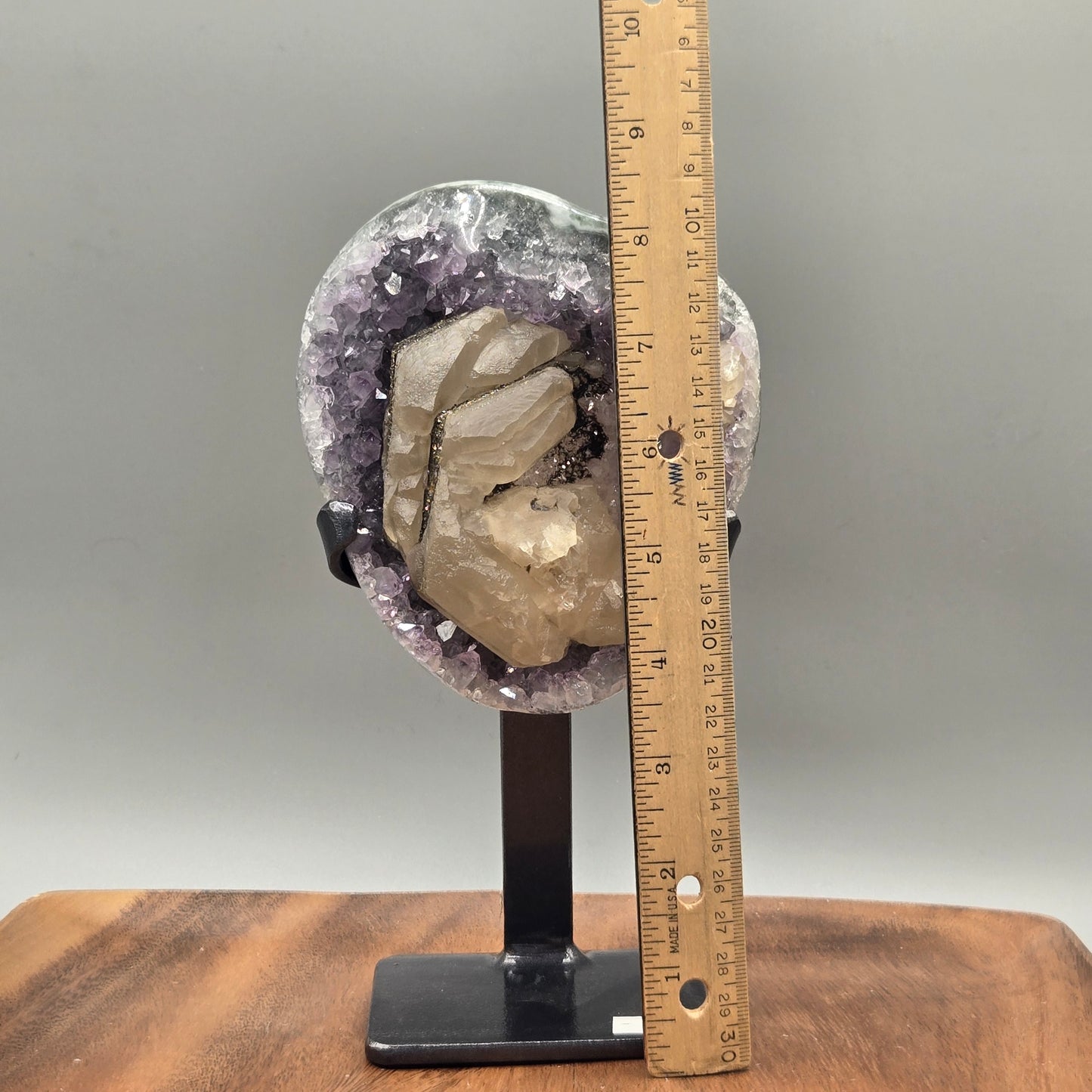 Amethyst on Stand 003
