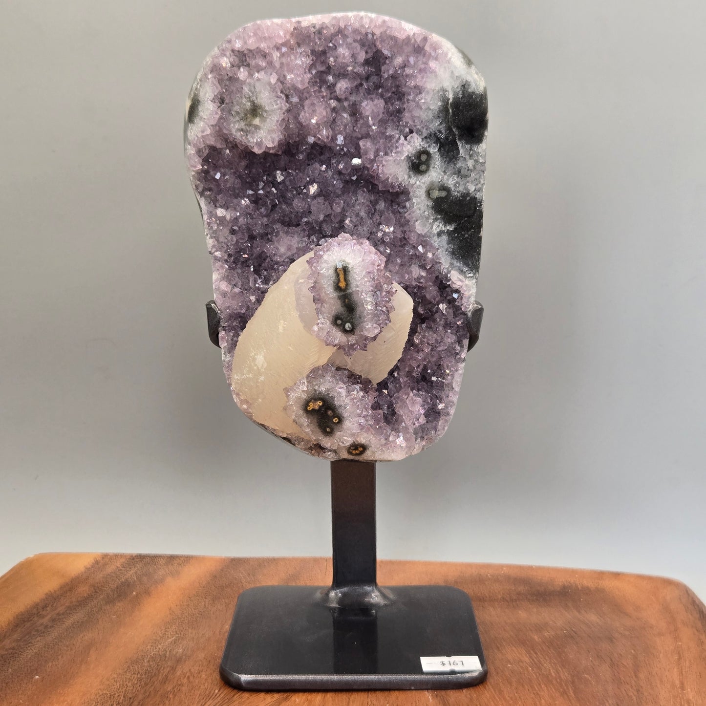 Amethyst on Stand 006