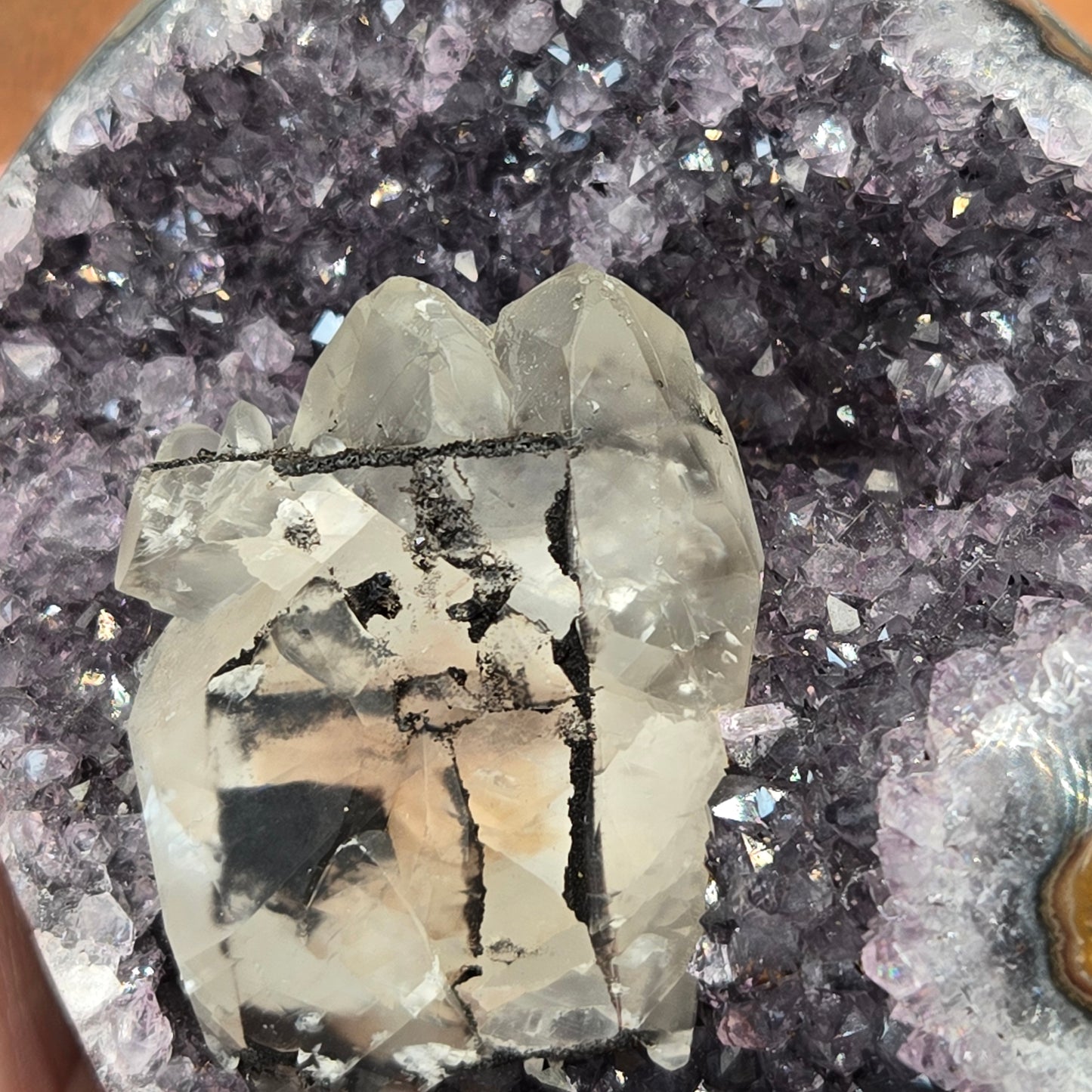 Amethyst on Stand 007