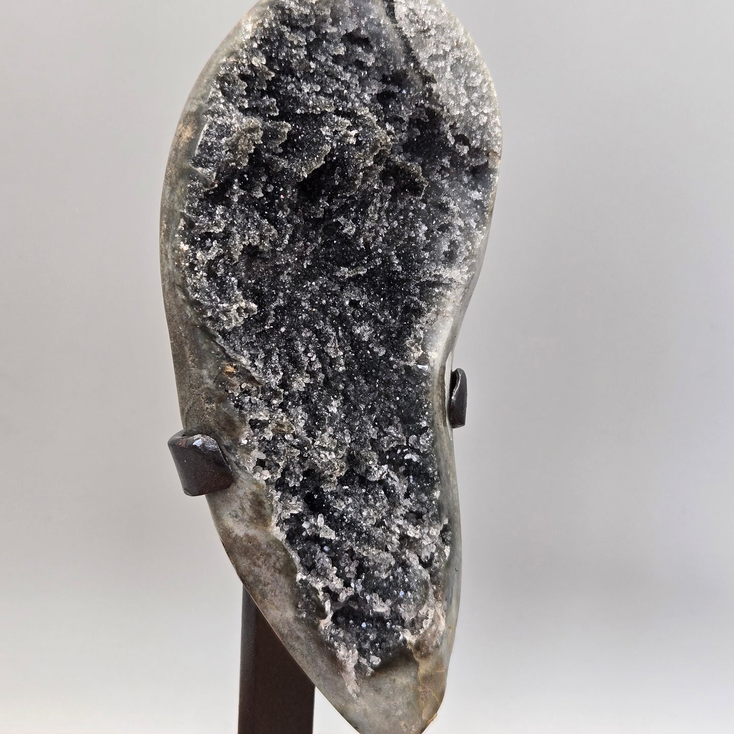 Amethyst on Stand 010