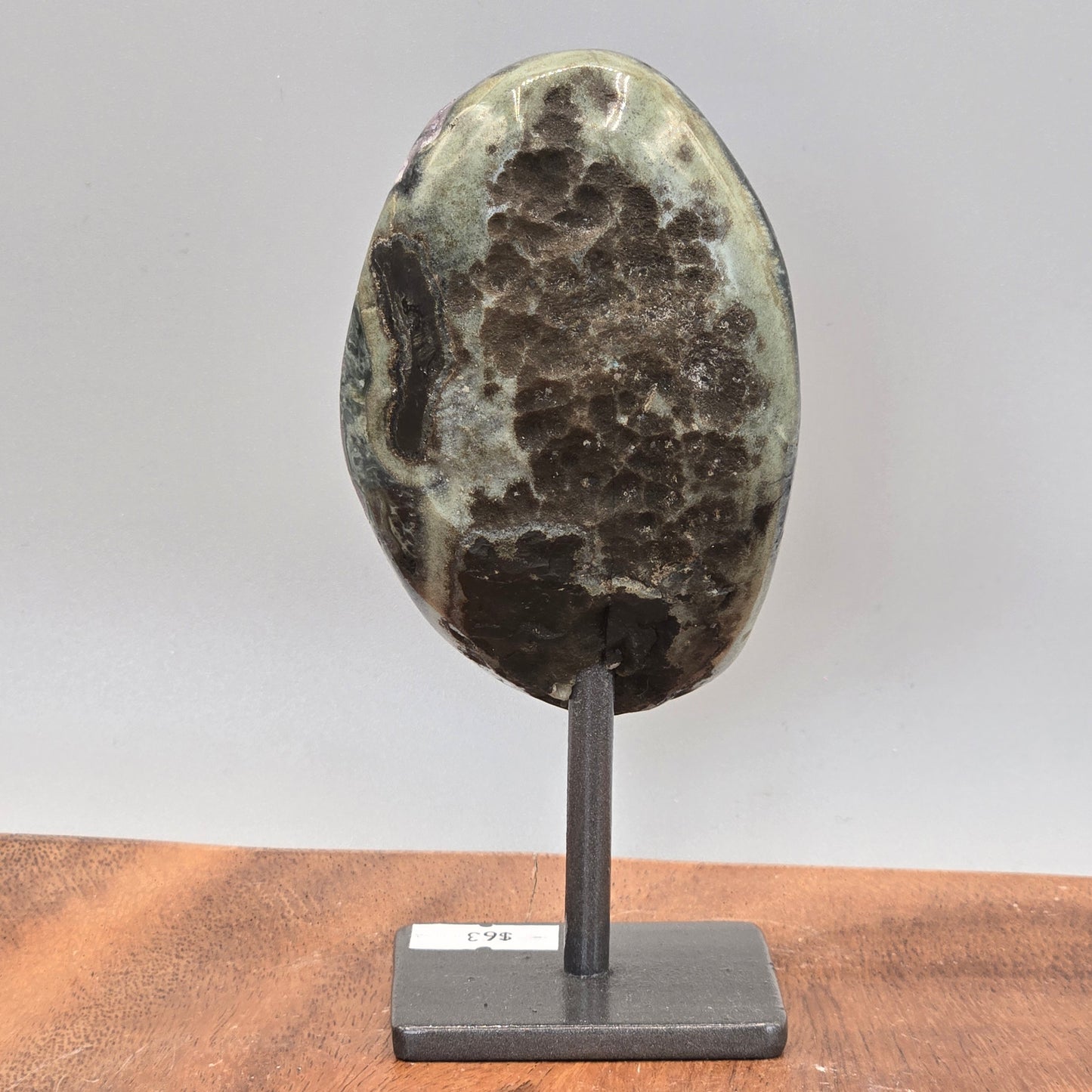Amethyst on Stand 013