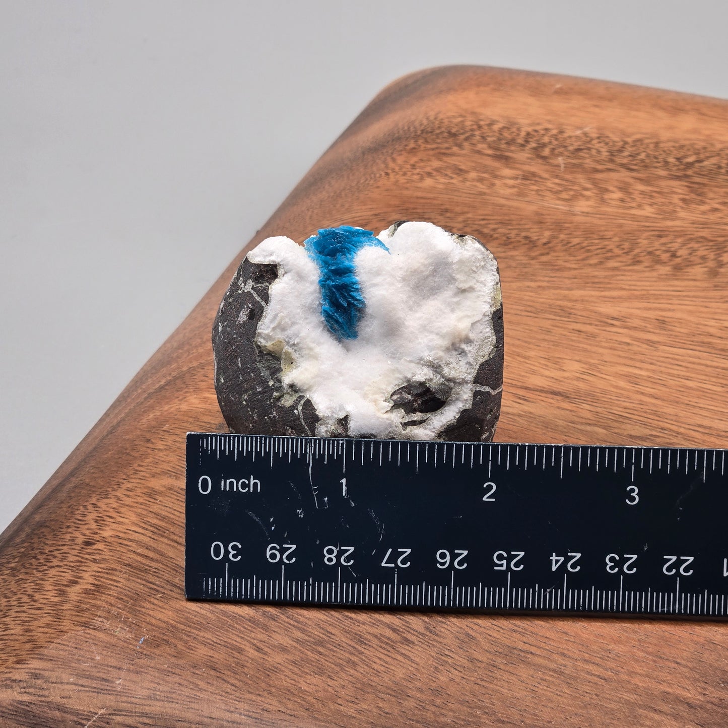 Cavansite on Mordenite 082