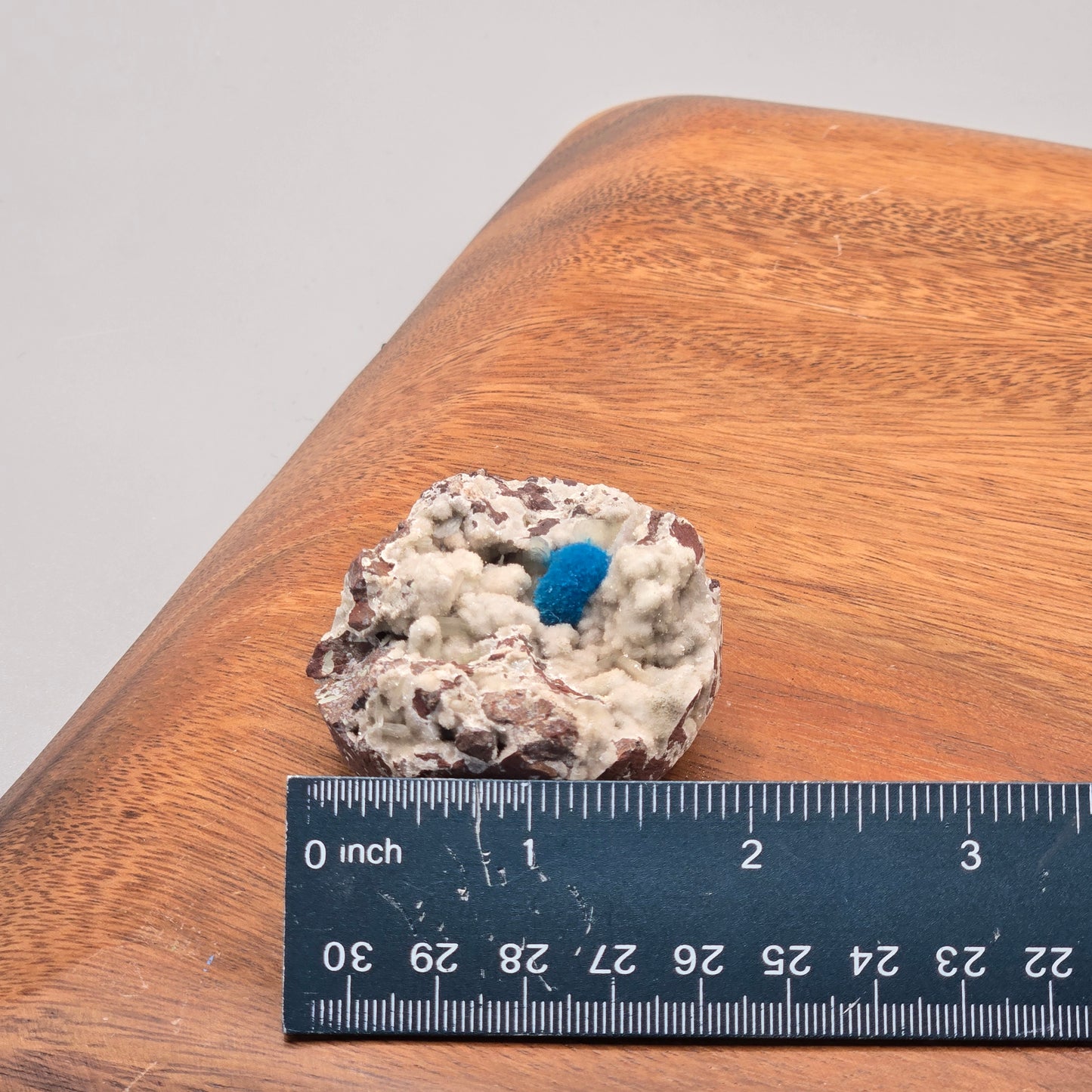 Cavansite on Mordenite 085