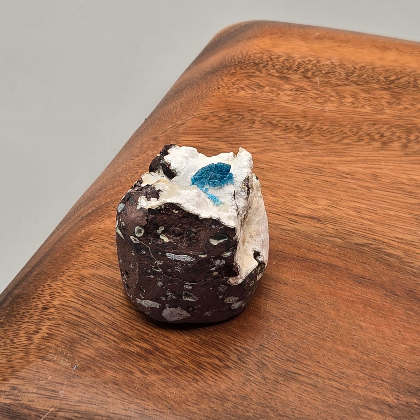 Cavansite on Mordenite 086