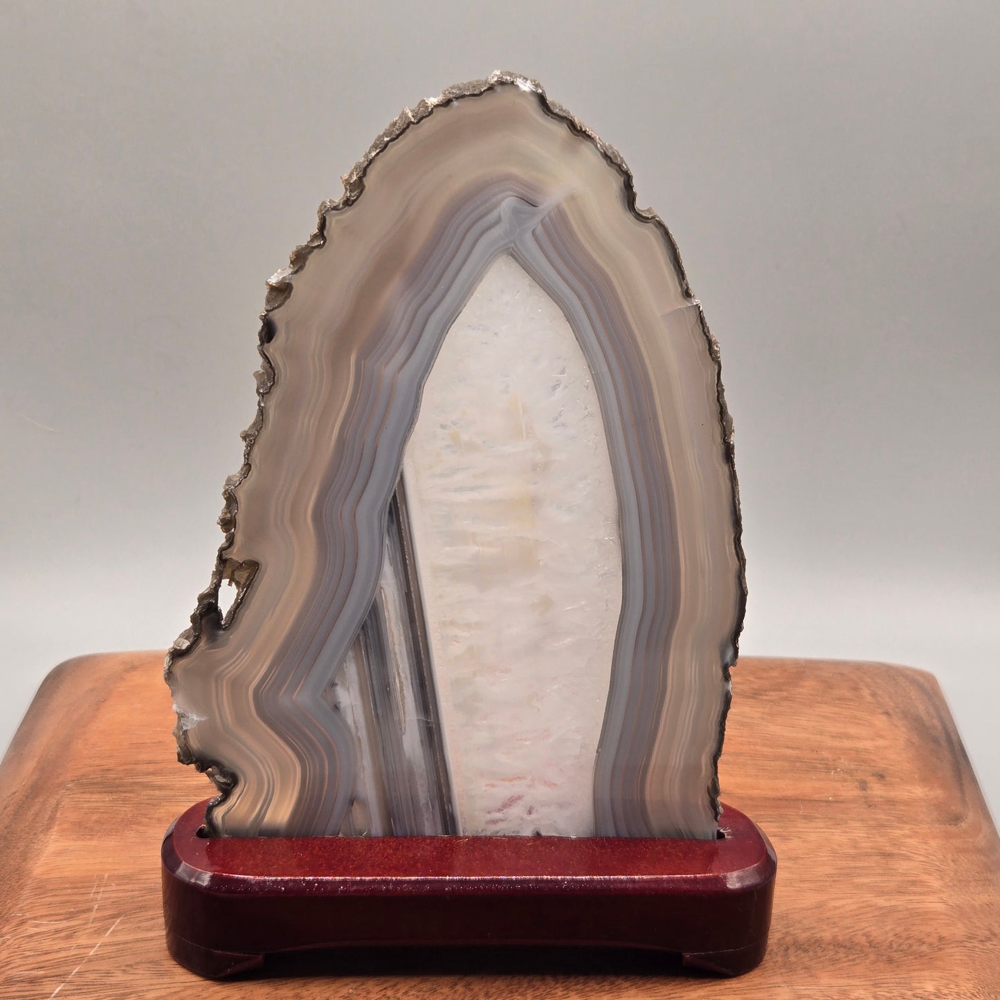Agate Slab on Stand 165