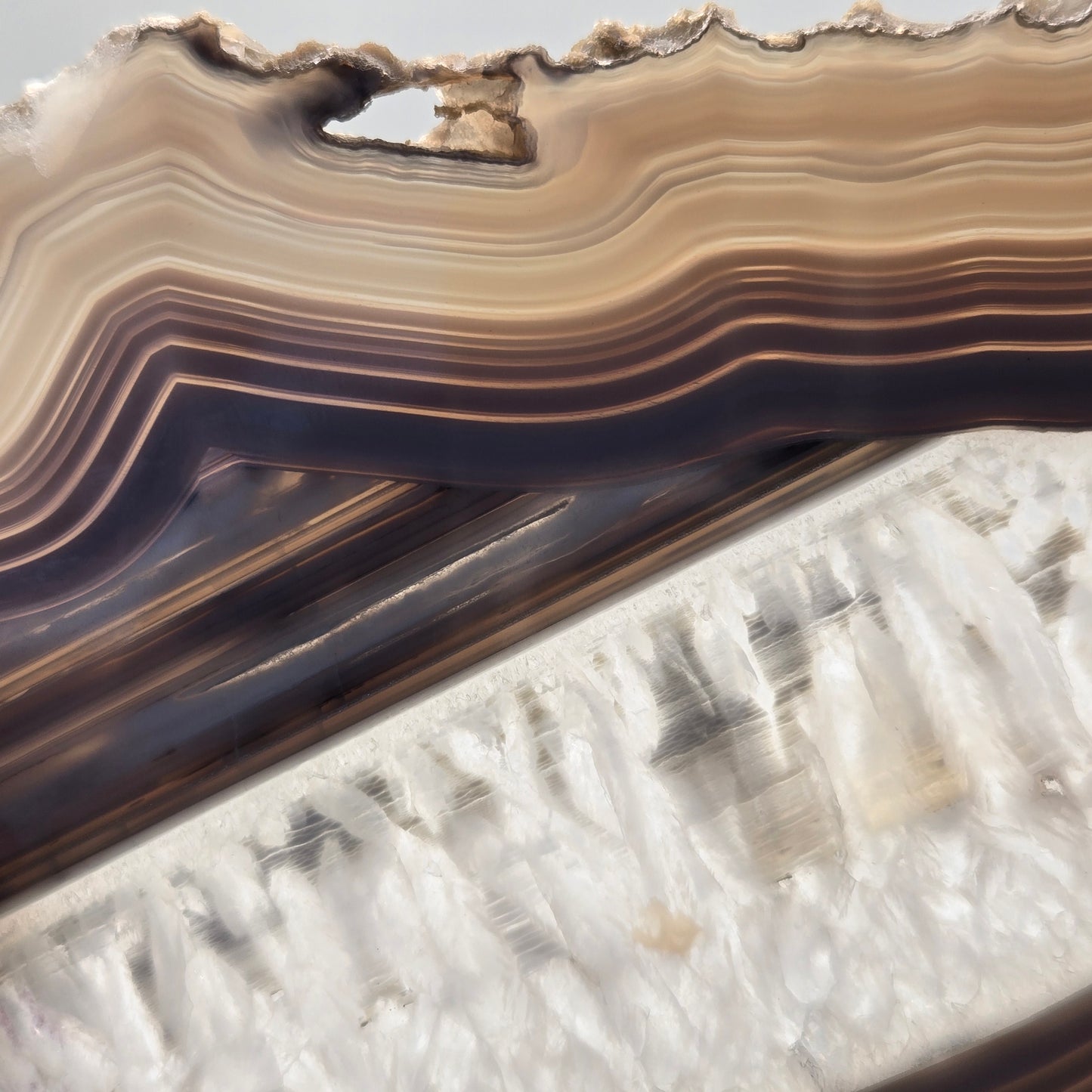 Agate Slab on Stand 165