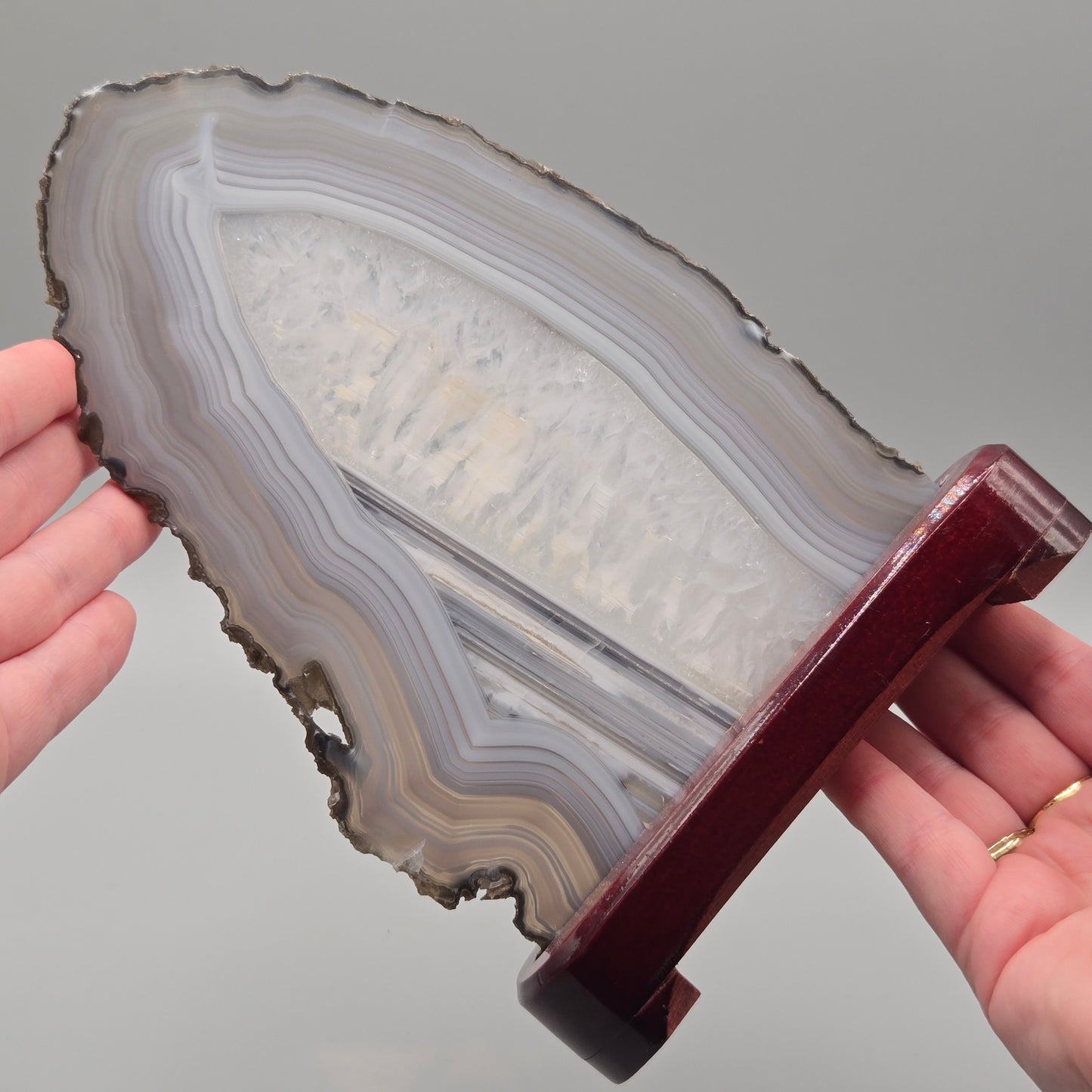 Agate Slab on Stand 165