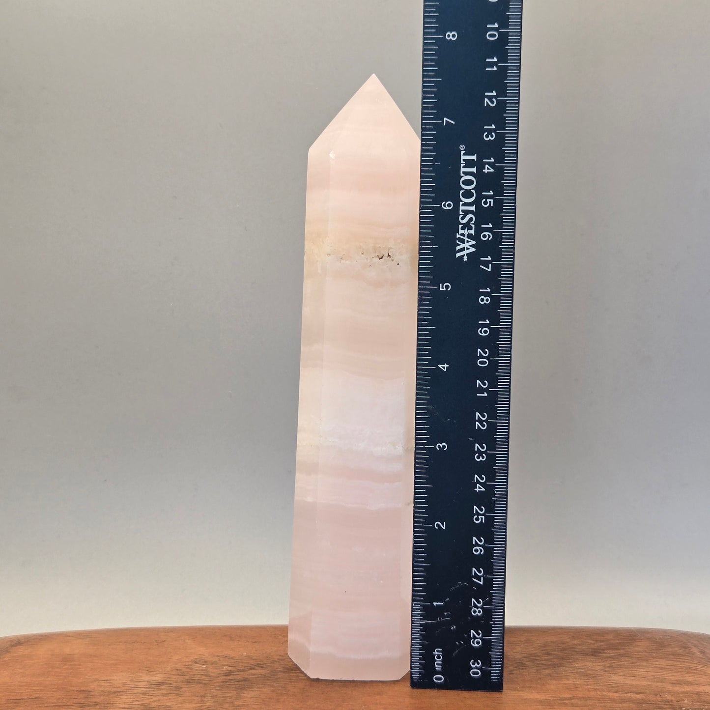 Mangano Calcite Tower 169