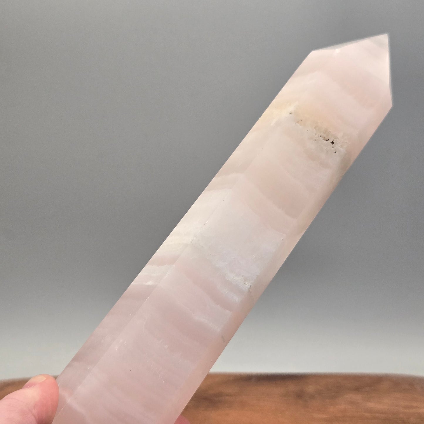 Mangano Calcite Tower 169