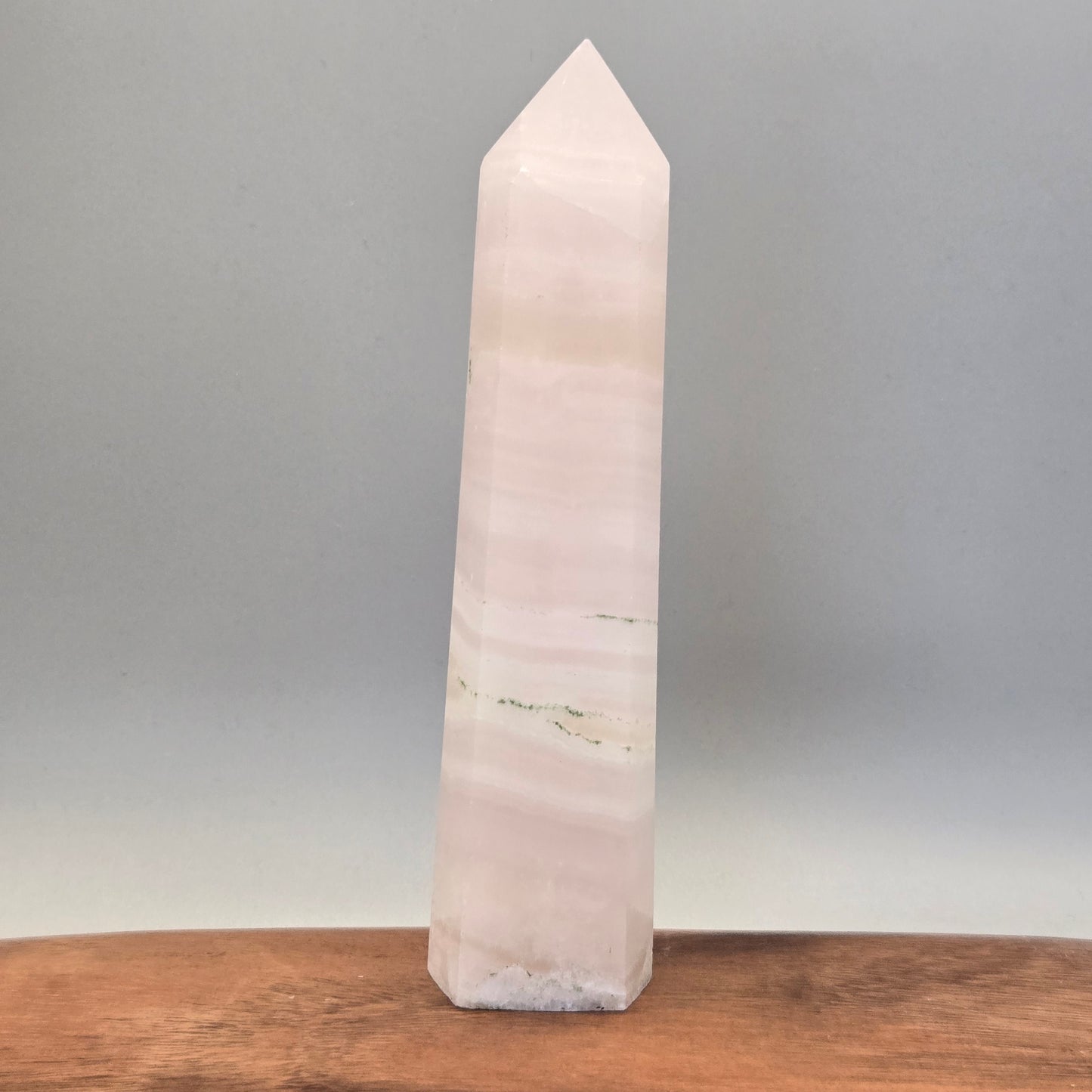 Mangano Calcite Tower 170