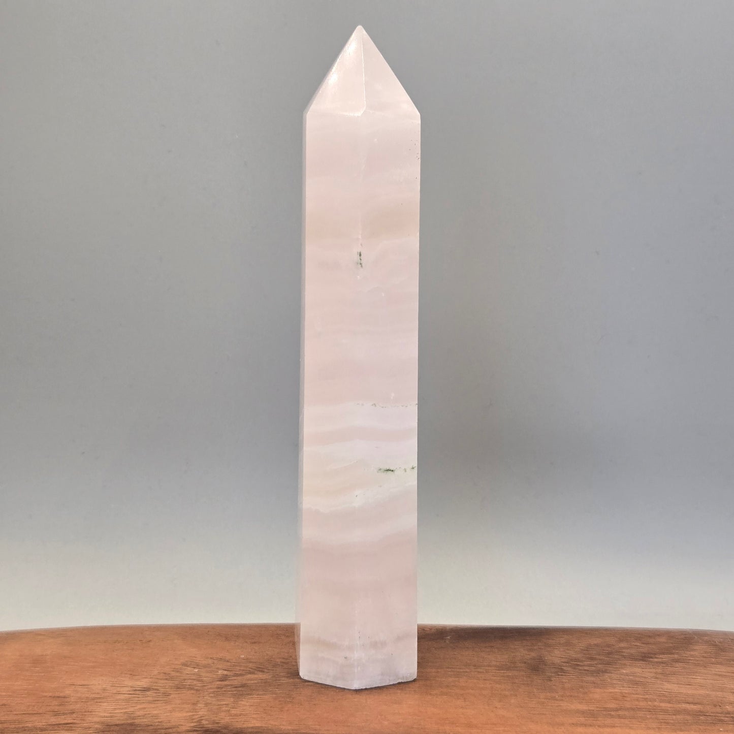 Mangano Calcite Tower 170