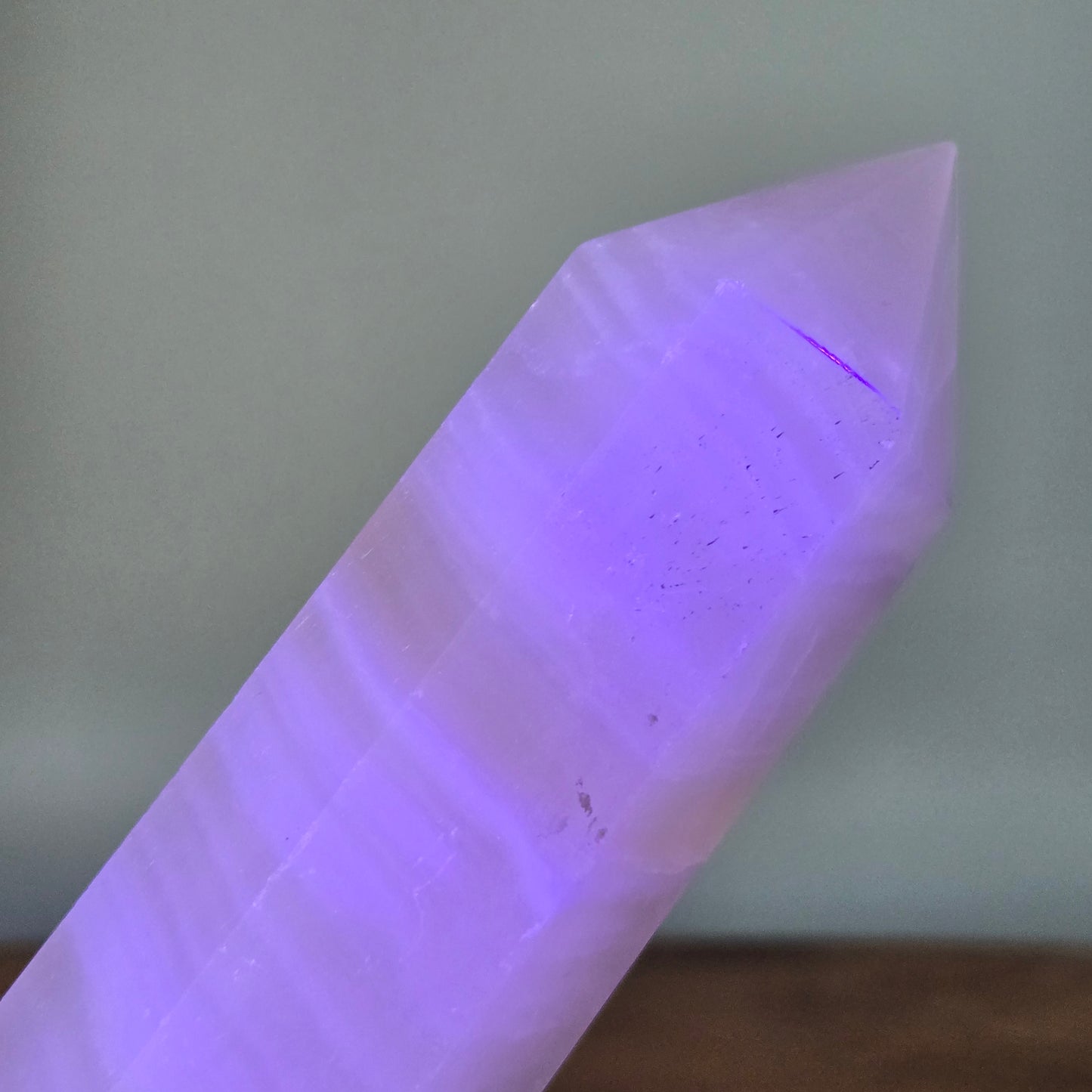 Mangano Calcite Tower 170