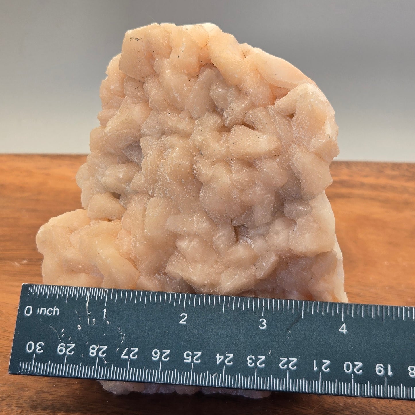 Peach Stilbite Cutbase 199