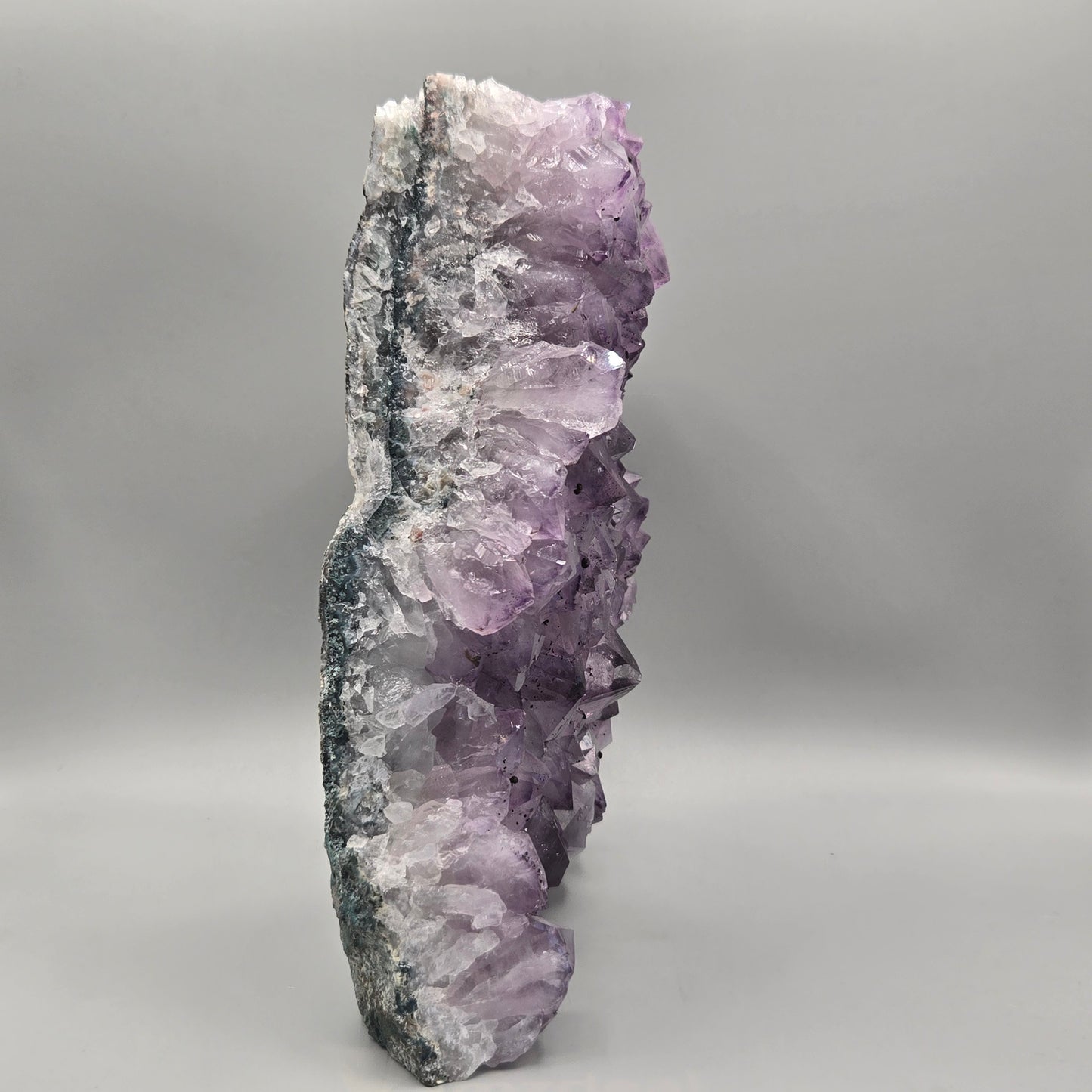 Amethyst Cutbase 207