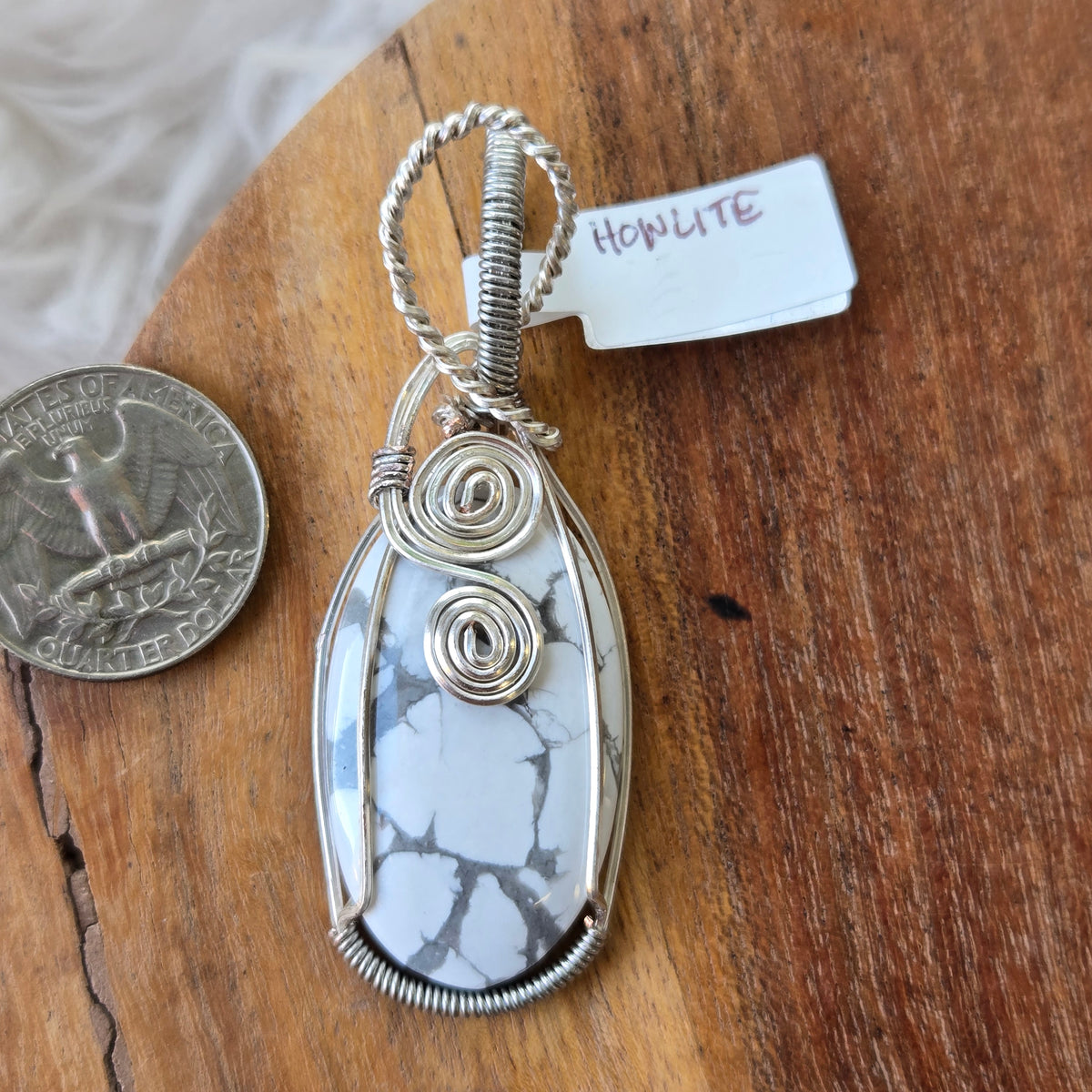 Howlite Pendant 1821