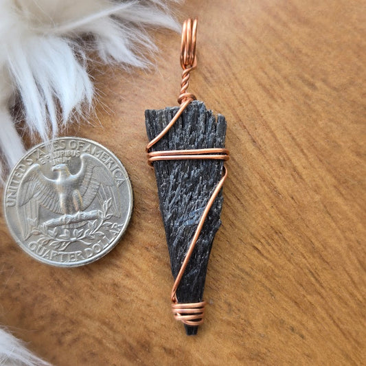 Black Kyanite Pendant 916