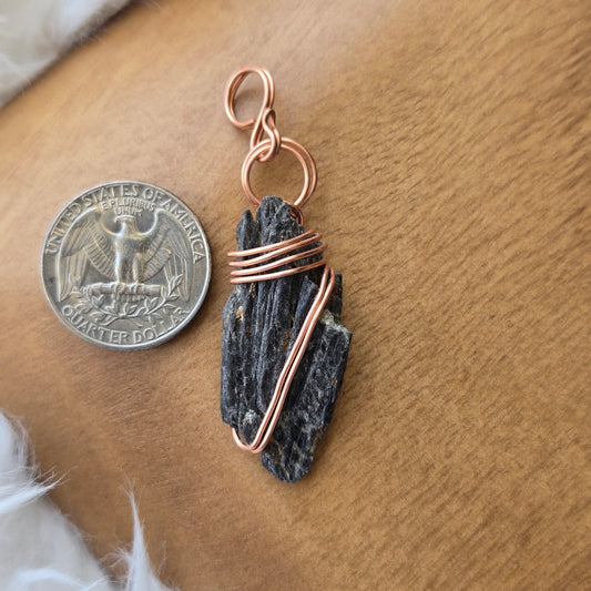 Black Kyanite Pendant 914