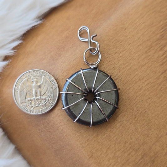 Hematite Disk Pendant 904