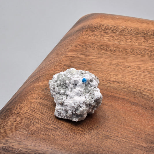 Cavansite on Mordenite 087