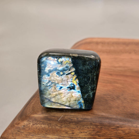 Labradorite Freeform 235