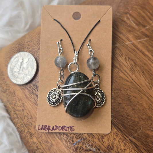 Labradorite Pendant & Earring Set 1357