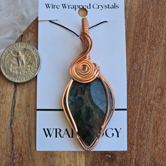 Labradorite Pendant 1698